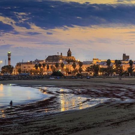 Casa En Primera Linea De Playa ロタ エクステリア 写真